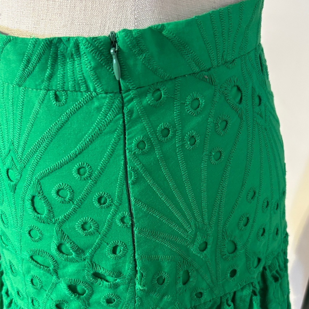 Zara Emerald Eyelet Mini Skirt NWT size Medium - Picture 4 of 9